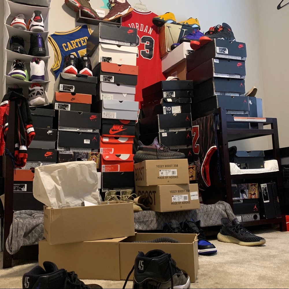 Mystery boxes for sale only Jordan’s and Yeezys.